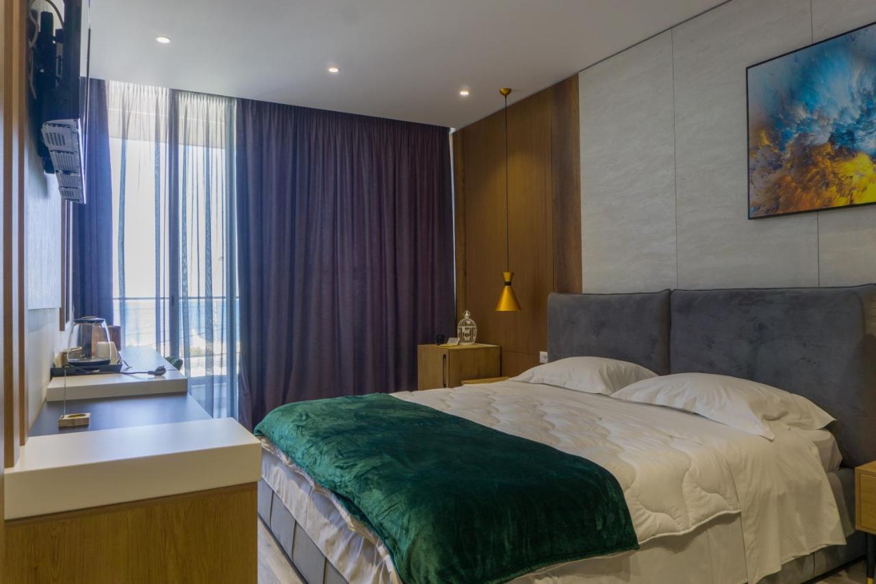 Hotel Morfeus Durrës Kültér fotó