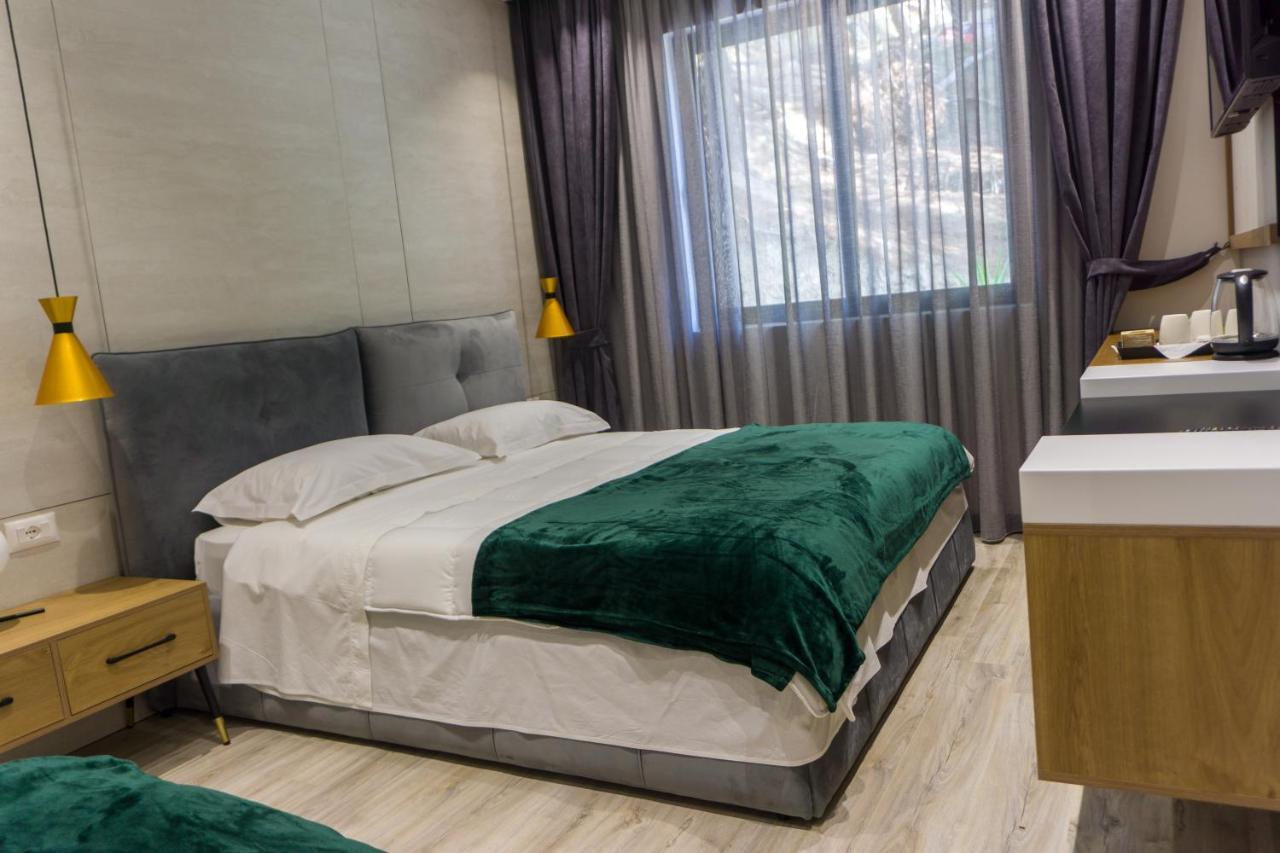 Hotel Morfeus Durrës Kültér fotó