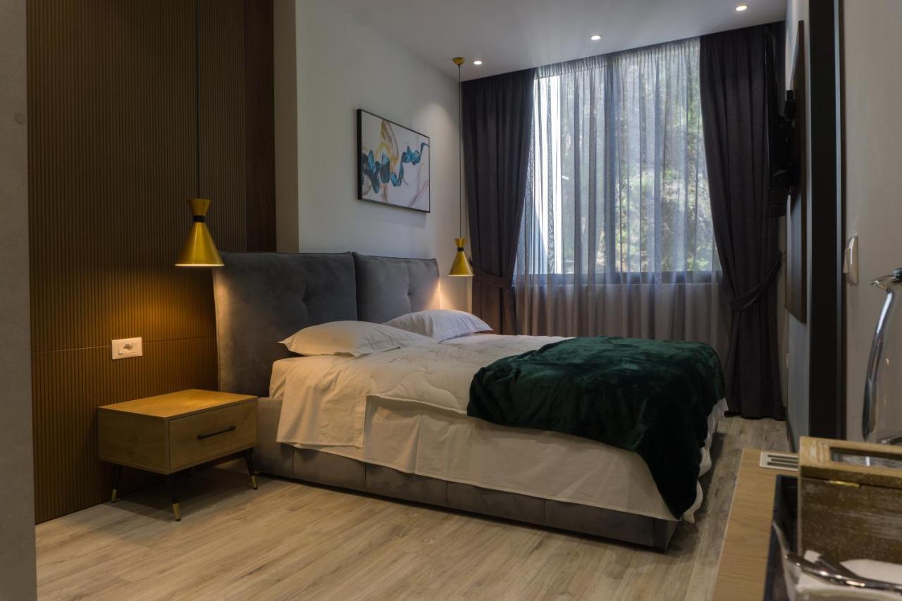 Hotel Morfeus Durrës Kültér fotó