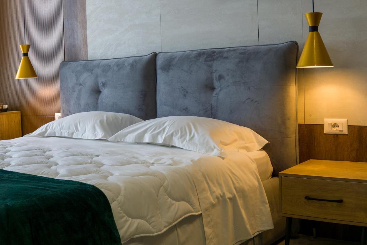 Hotel Morfeus Durrës Kültér fotó