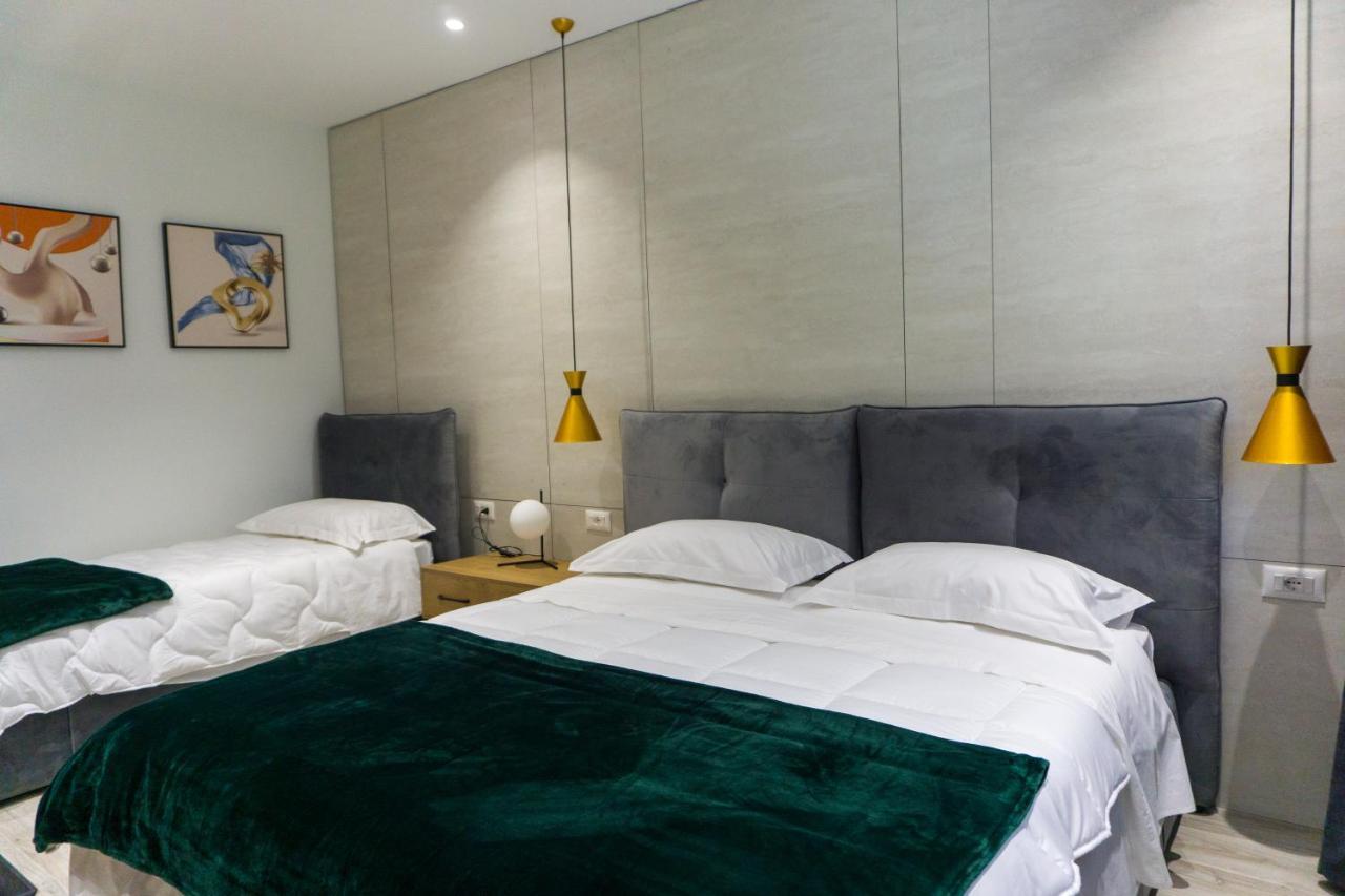 Hotel Morfeus Durrës Kültér fotó